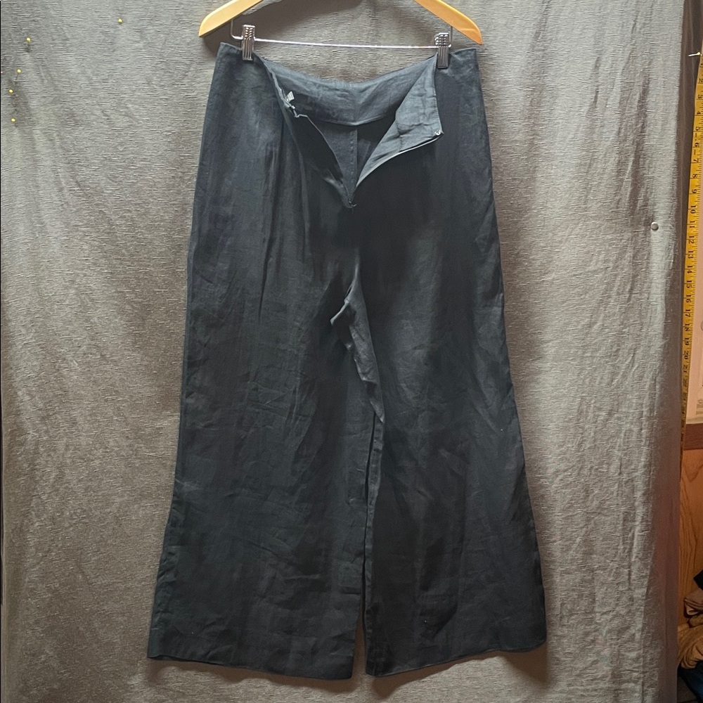 Banana Republic Black High Rise Wide-Leg Pants with Side Pockets - Picture 10 of 11